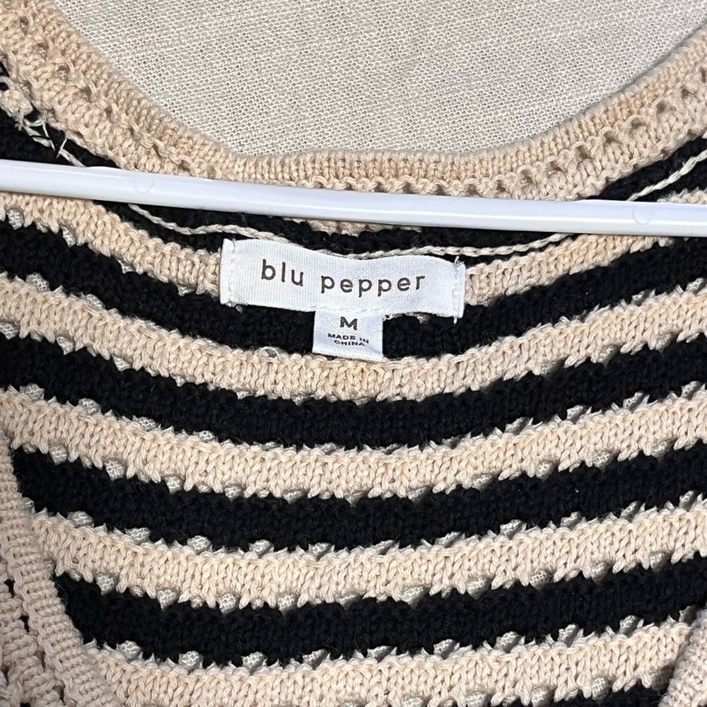 Striped Knit Tank - Picture 3 of 4